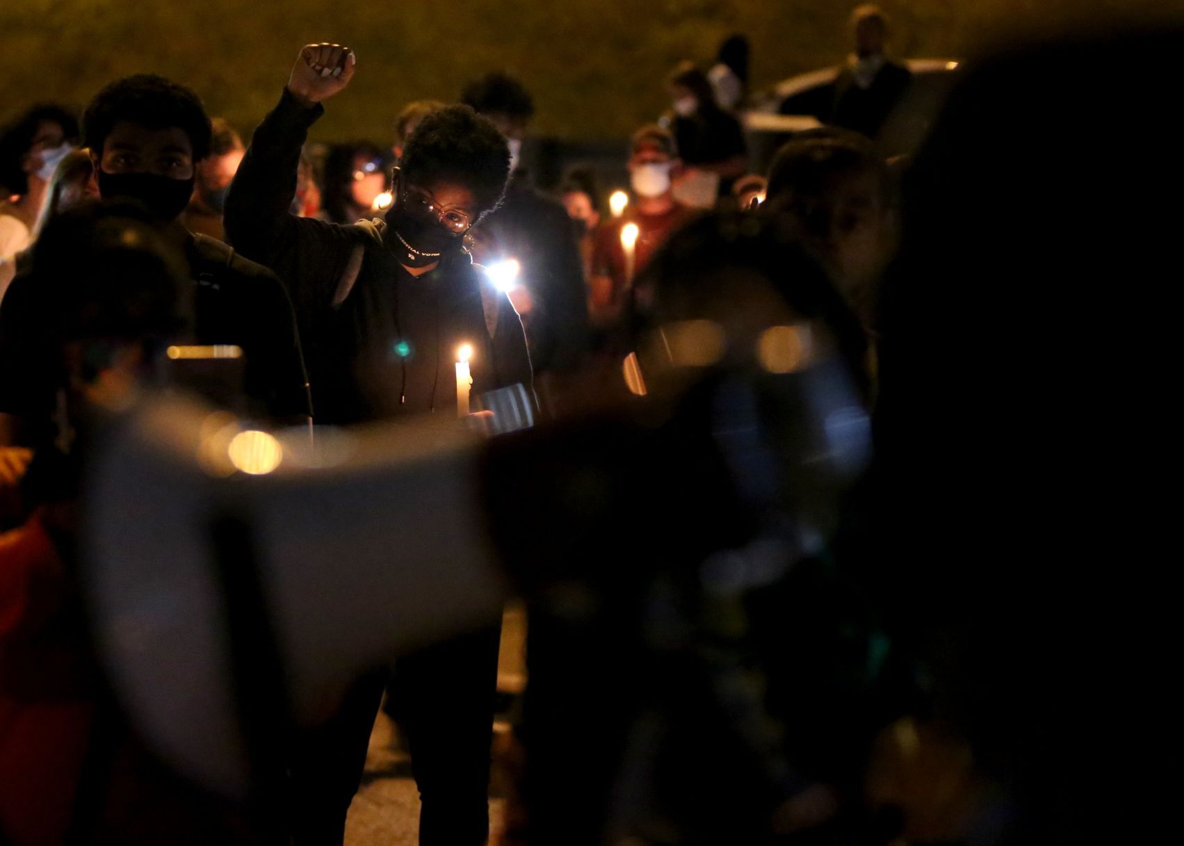 Protestors march onto Interstate 64
